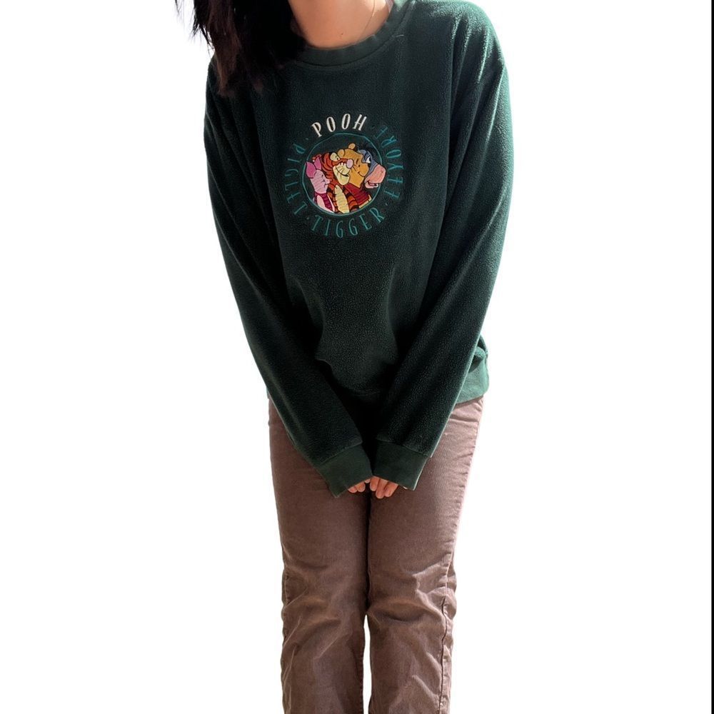 Vintage Disney’s Winnie the Pooh Crewneck - Picture 2 of 5